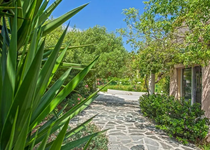 Karisma 比古里亚